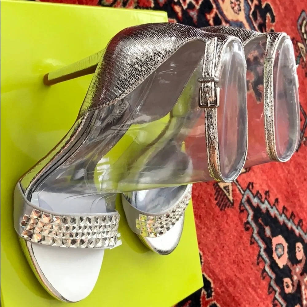 Gianni Bini Silver and White Heels